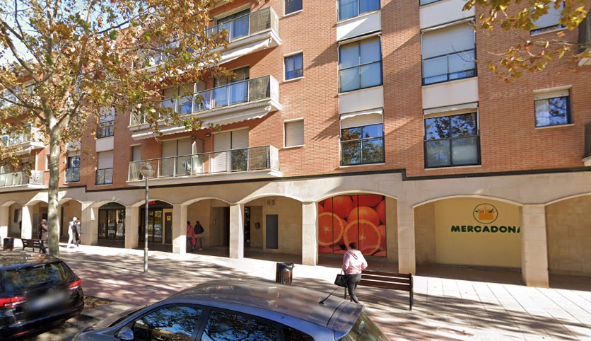 Local comercial en Cambrils, Av Nou de Cambrils, alquiler